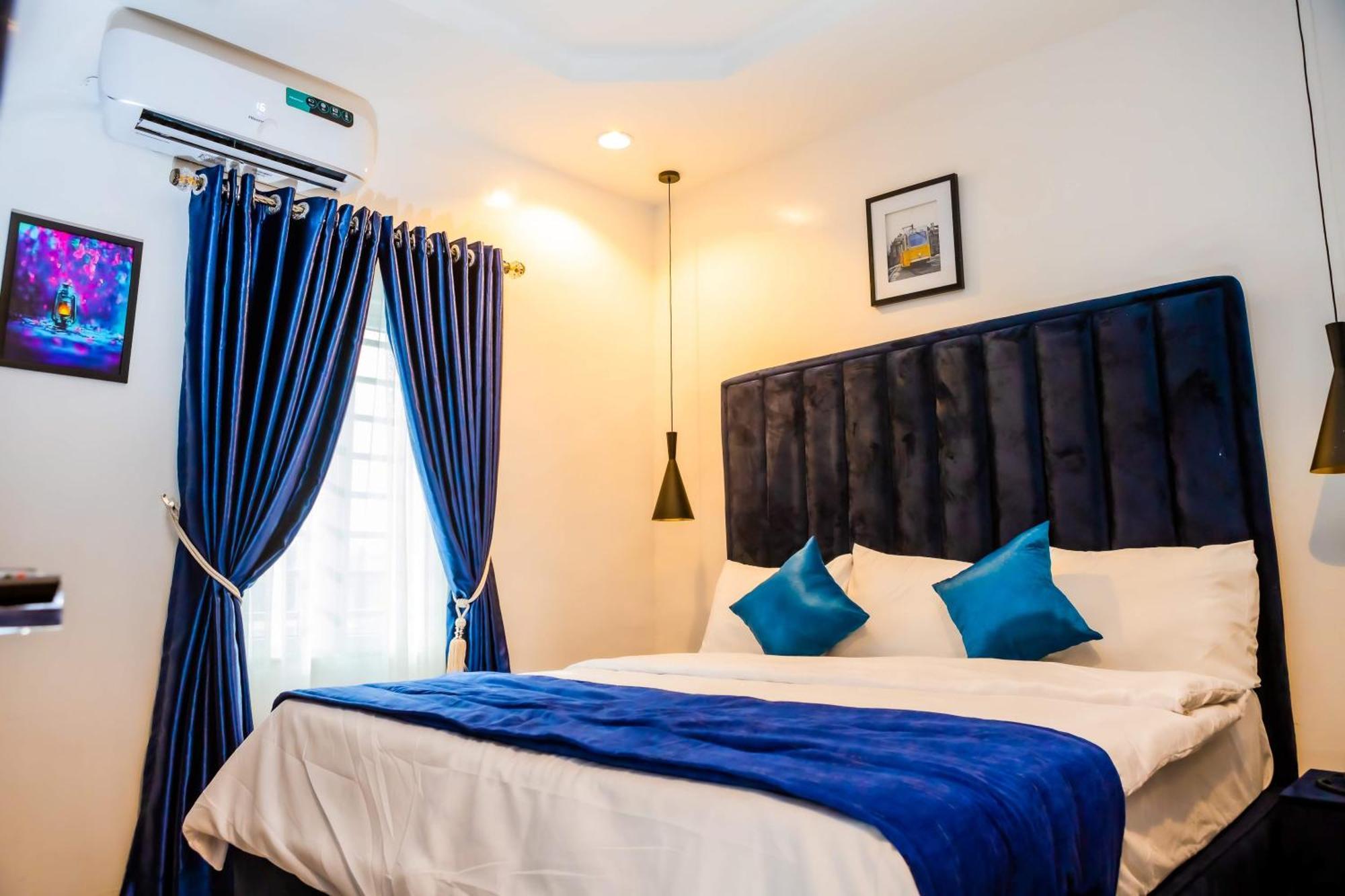 El Elyon Hotel And Suites Lagos Dış mekan fotoğraf